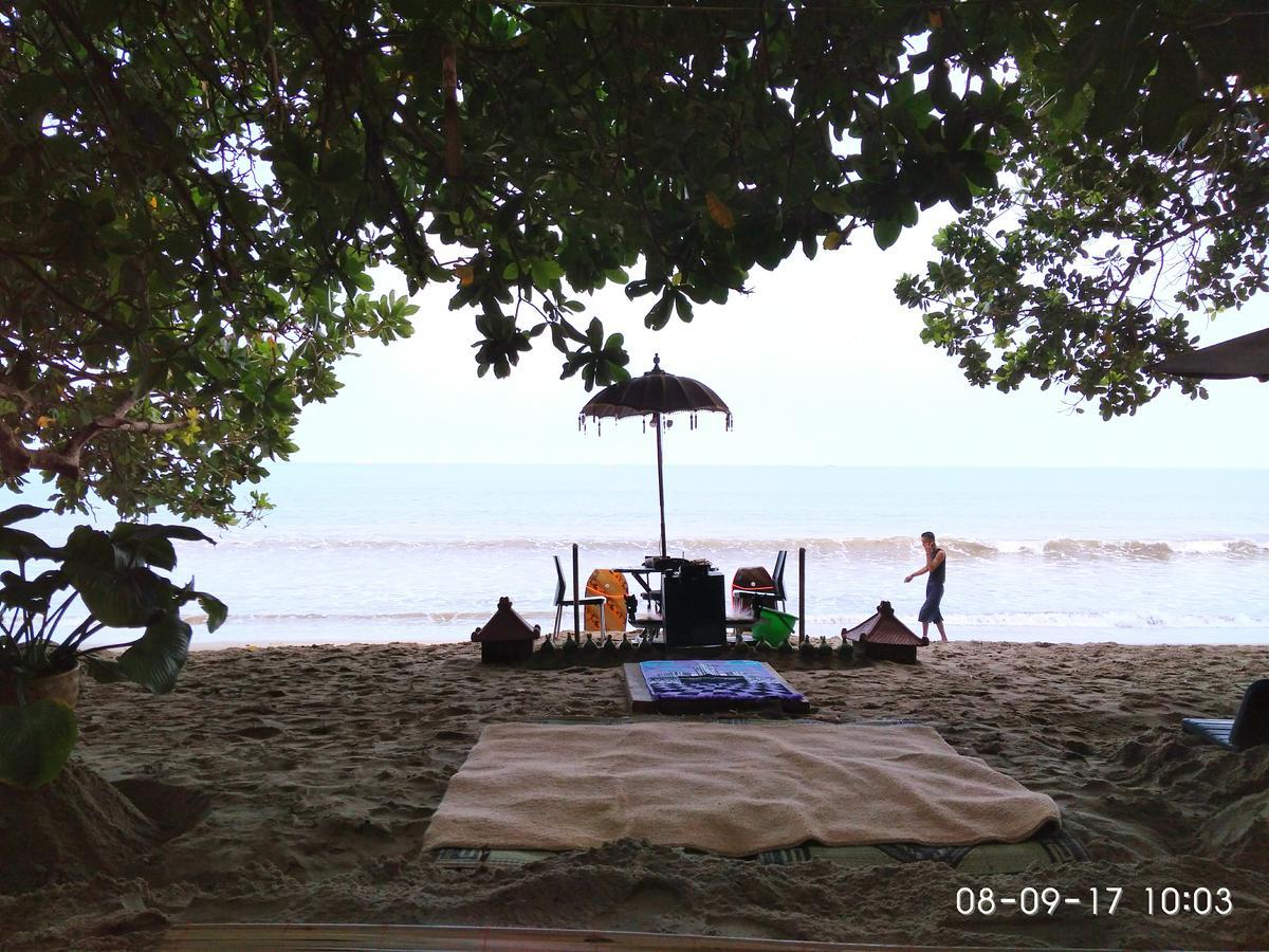 Kondominium Pantai Carita Daire Anyer Dış mekan fotoğraf